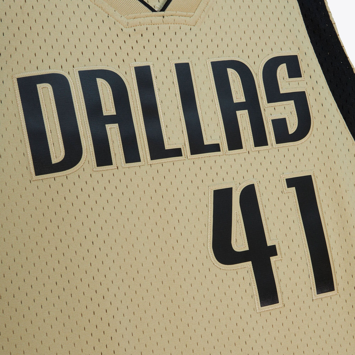 Dallas Mavericks Mitchell & Ness Dirk Nowitzki 2010 Swingman Jersey - Khaki