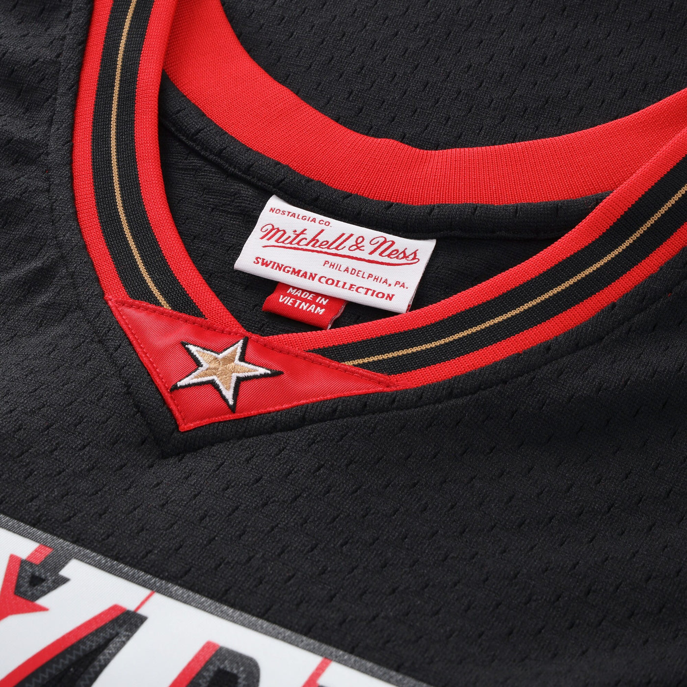 Philadelphia 76ers Mitchell & Ness Swingman Jersey -
