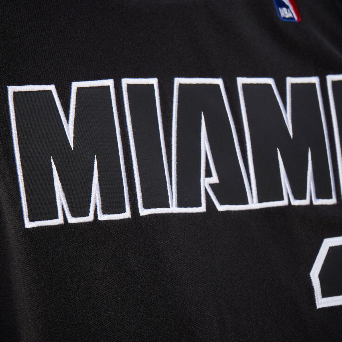 Miami Heat Mitchell & Ness Dwyane Wade 2011 Dark Alternate Authentic Jersey - Black
