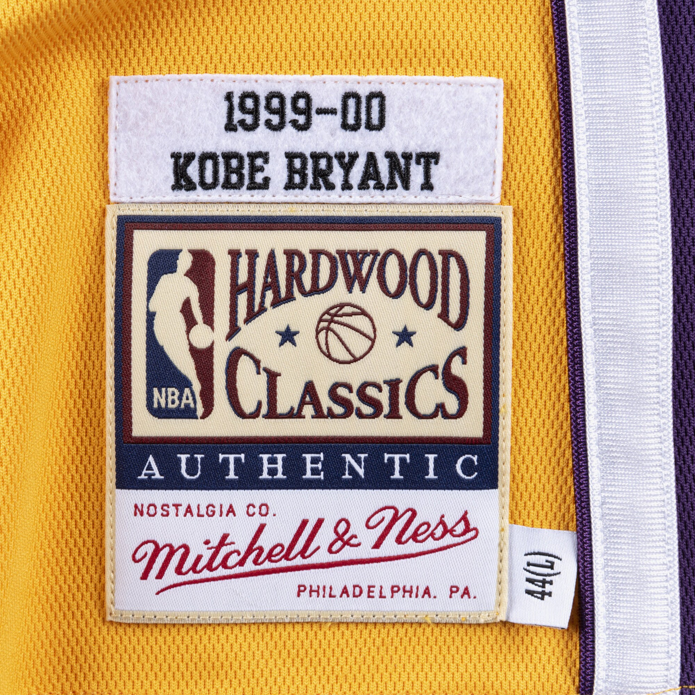 Los Angeles Lakers Mitchell & Ness 1999-00 Home Finals Authentic Jersey - Light Gold