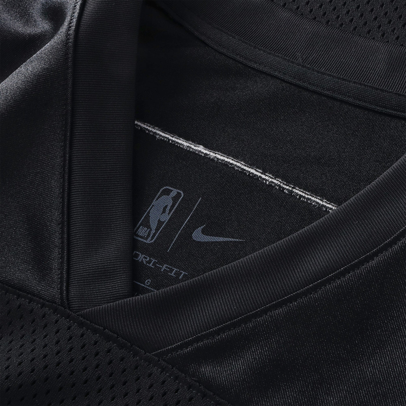 Los Angeles Lakers Nike Courtside Football Jersey - Black -