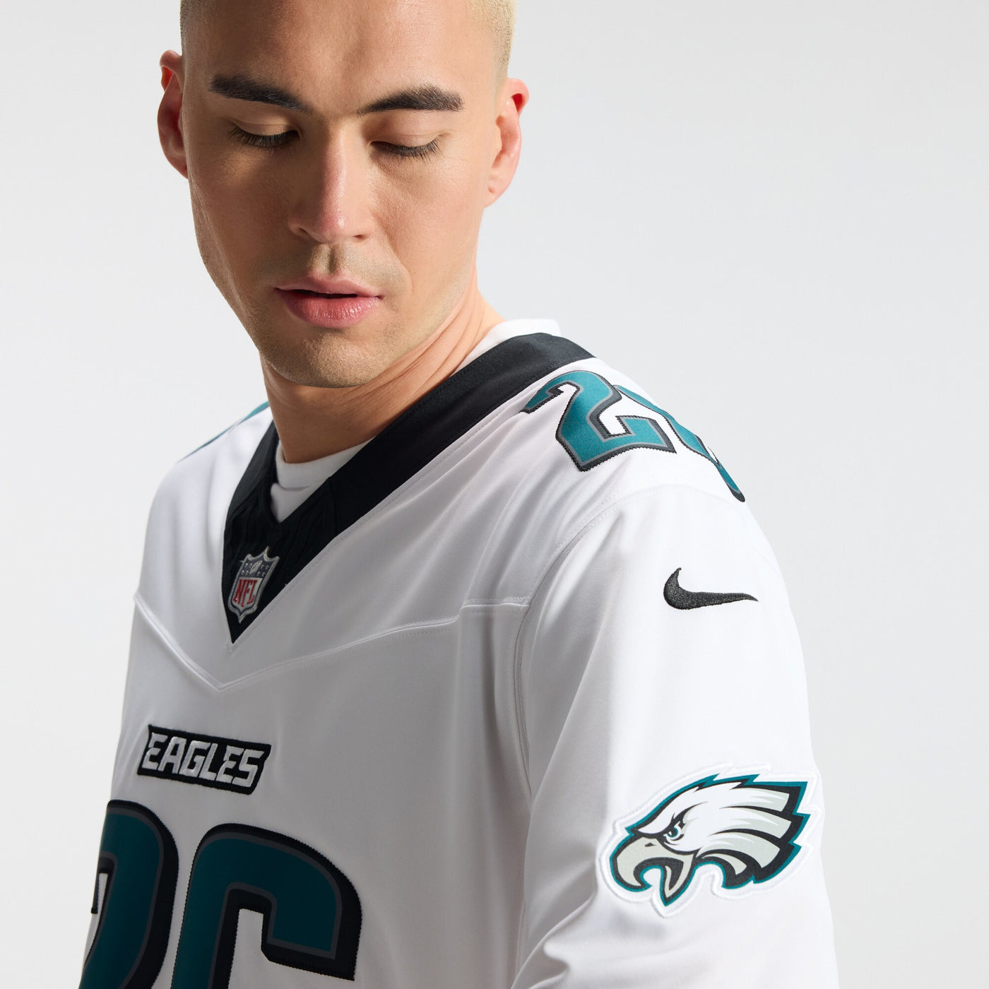 Philadelphia Eagles Saquon Barkley Nike White Vapor F.U.S.E. Stitched Limited Jersey